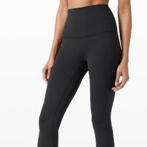 21" Black Align Lululemon Leggings - 6